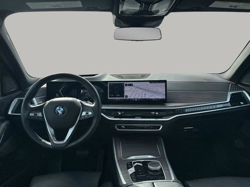 Used 2024 BMW X5 xDrive40i w/ Parking Assistance Package image 21