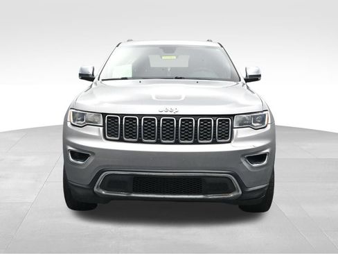 Used 2018 Jeep Grand Cherokee Limited AWD/4WD image 8