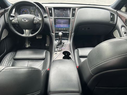Used 2017 INFINITI Q50 Red Sport 400 AWD/4WD image 24