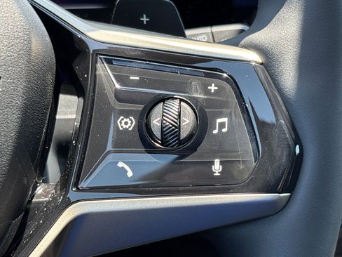 Used 2025 BMW X3 xDrive30i w/ Convenience Package image 22