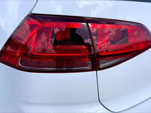 Used 2015 Volkswagen GTI S FWD image 27