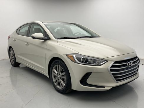 Used 2018 Hyundai Elantra SEL FWD image 7