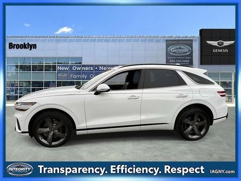 Used 2025 Genesis GV70 3.5T Sport w/ Sport Advanced Package image 1