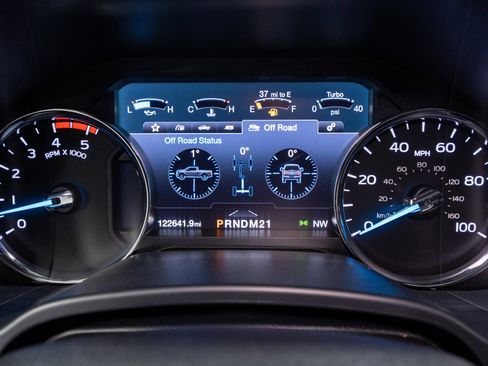 Used 2019 Ford F350 Lariat w/ Lariat Ultimate Package image 29