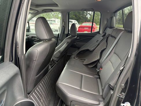 Used 2023 Honda Ridgeline RTL-E image 6