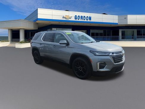 Used 2023 Chevrolet Traverse LT FWD image 8