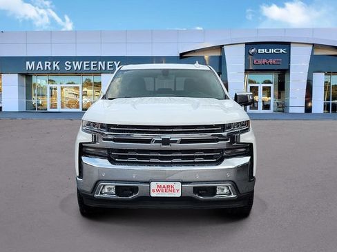 Used 2019 Chevrolet Silverado 1500 LTZ w/ LTZ Plus Package AWD/4WD image 2