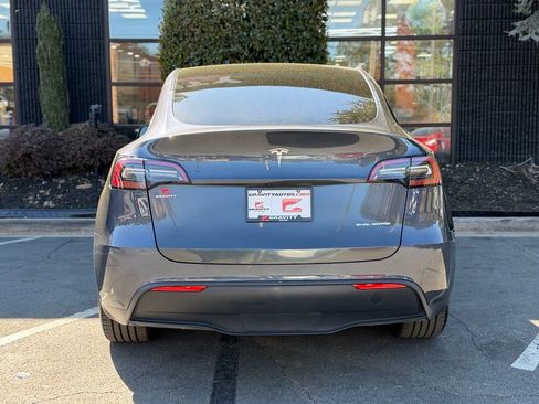 Used 2023 Tesla Model Y Long Range image 14