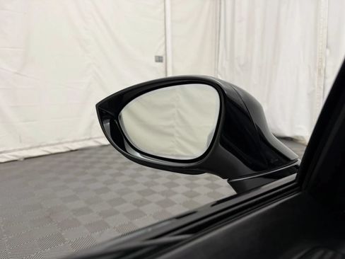 Used 2019 BMW i8 Roadster AWD/4WD image 19