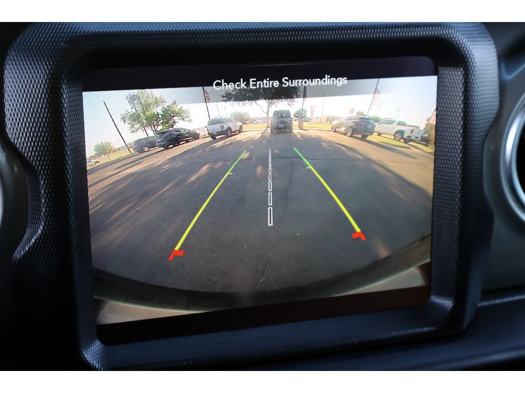 Used 2023 Jeep Wrangler Unlimited Sahara AWD/4WD image 6