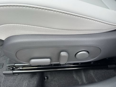 New 2026 Hyundai Kona Limited AWD/4WD image 25