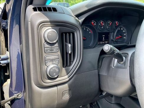 Used 2022 GMC Sierra 1500 Pro w/ Pro Value Package AWD/4WD image 25