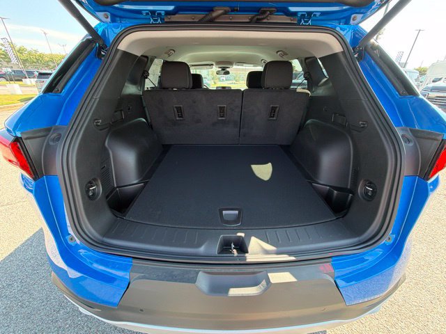 New 2026 Chevrolet Blazer LT w/ Convenience Package FWD image 32