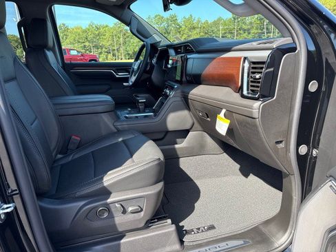 New 2026 GMC Sierra 1500 Denali w/ Denali Reserve Package image 11
