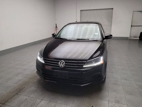 Used 2017 Volkswagen Jetta SE FWD image 15