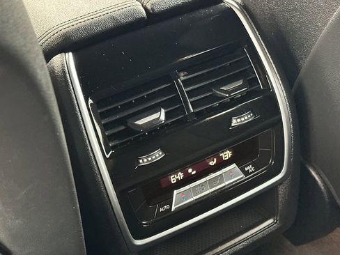 Used 2021 BMW X5 sDrive40i w/ Premium Package image 13