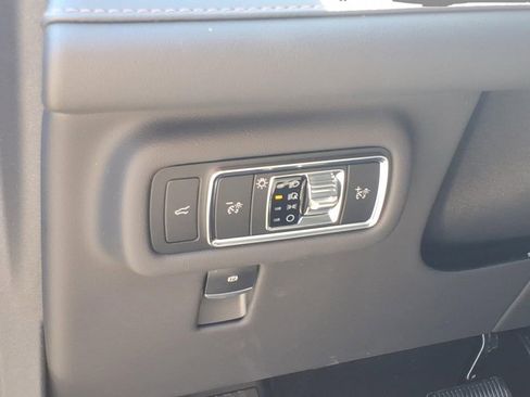 New 2026 Lincoln Nautilus Reserve AWD/4WD image 19