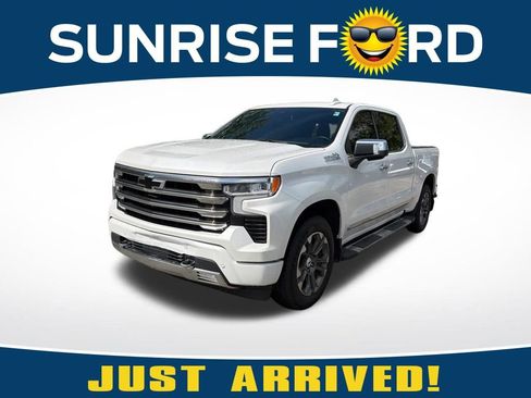 Used 2023 Chevrolet Silverado 1500 High Country image 1