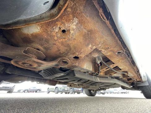 Used 2012 Chevrolet Traverse LT image 12