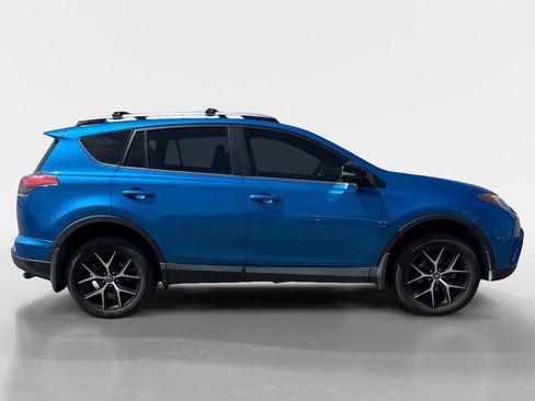 Used 2017 Toyota RAV4 SE w/ Power Special Value Package AWD/4WD image 7