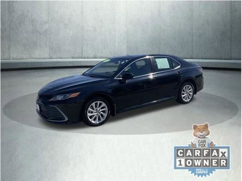 Used 2023 Toyota Camry LE AWD/4WD image 3
