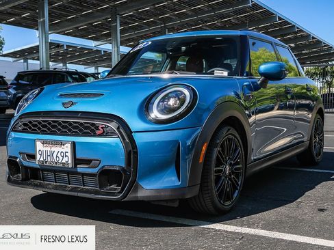 Used 2023 MINI Cooper S w/ Signature Upholstery Package FWD image 3