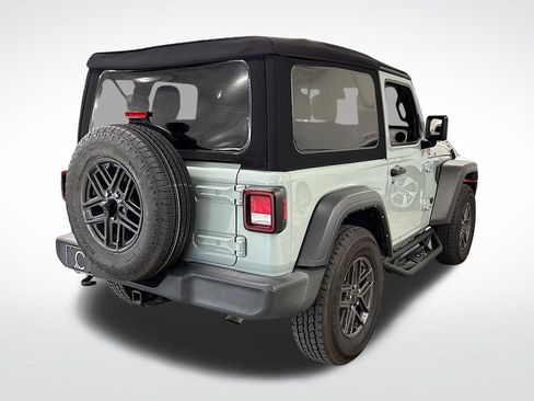 Used 2024 Jeep Wrangler Sport AWD/4WD image 5