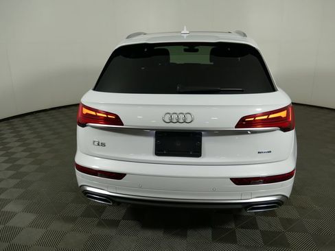 Used 2023 Audi Q5 2.0T Premium w/ Convenience Package AWD/4WD image 4