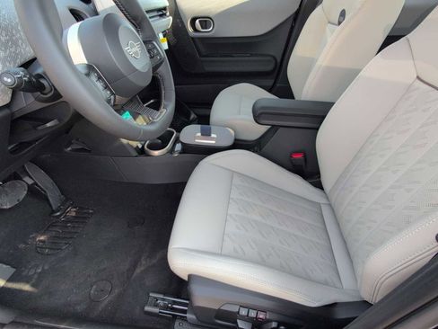 New 2026 MINI Cooper 4-Door Hardtop image 17