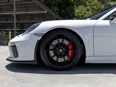 Certified 2018 Porsche 911 GT3 RWD image 13