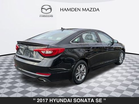 Used 2017 Hyundai Sonata SE image 3