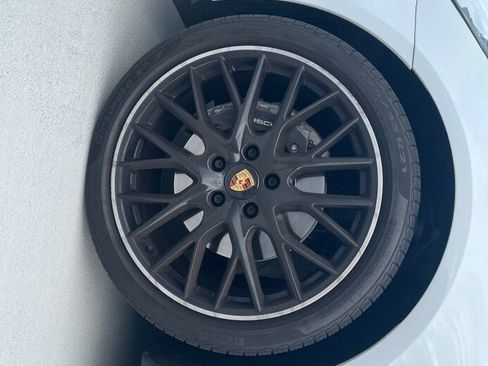 Certified 2023 Porsche Panamera Platinum Edition RWD image 6