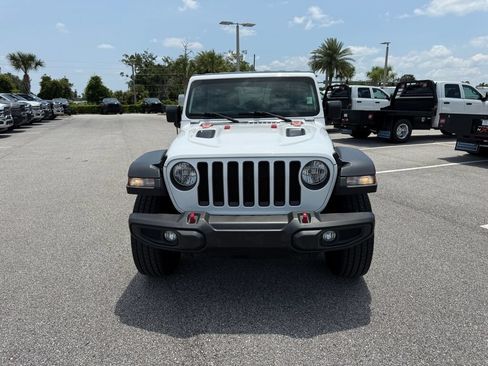 Used 2022 Jeep Wrangler Unlimited Rubicon AWD/4WD image 8