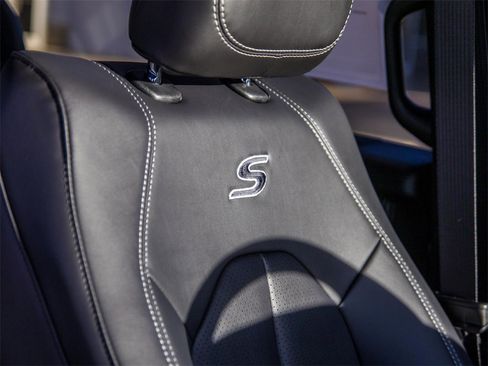 New 2026 Chrysler Pacifica Select w/ S Appearance Package image 18