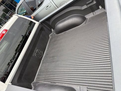 Used 2009 Dodge Ram 1500 Truck SLT RWD image 10