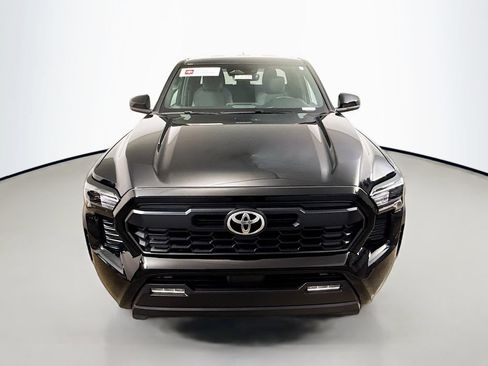 Certified 2024 Toyota Tacoma TRD Off-Road AWD/4WD image 2