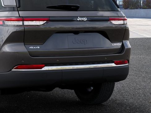New 2026 Jeep Grand Cherokee Laredo X AWD/4WD image 13
