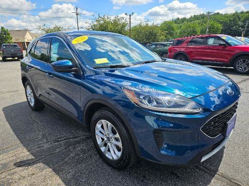 Certified 2020 Ford Escape SE AWD/4WD image 3