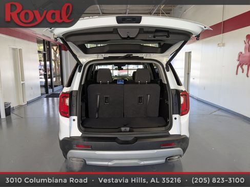 Used 2021 GMC Acadia SLE w/ Driver Convenience Package image 12