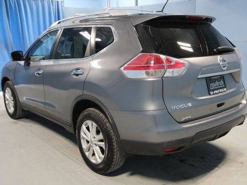 Used 2016 Nissan Rogue SV w/ SV Premium Package image 26