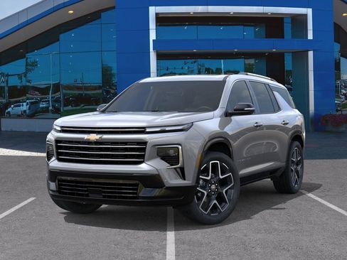 New 2026 Chevrolet Traverse High Country w/ LPO, Floor Liner Package AWD/4WD image 30