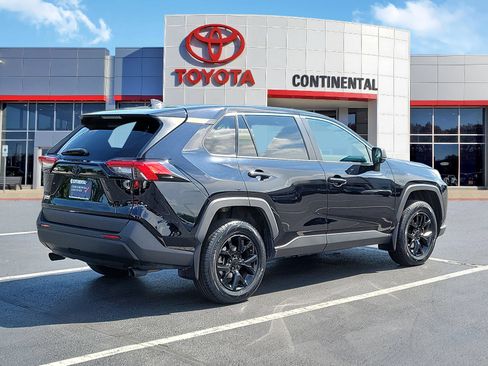 Used 2023 Toyota RAV4 LE FWD image 5