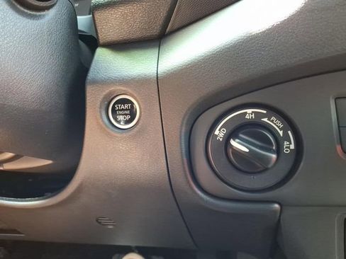 Used 2023 Nissan Frontier PRO-4X w/ Pro-4X Premium Package AWD/4WD image 19