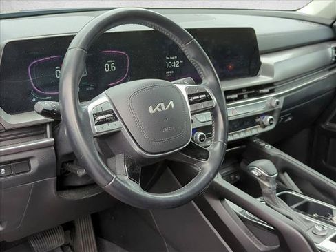 Used 2024 Kia Telluride S FWD image 9