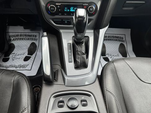 Used 2013 Ford Focus Titanium image 22
