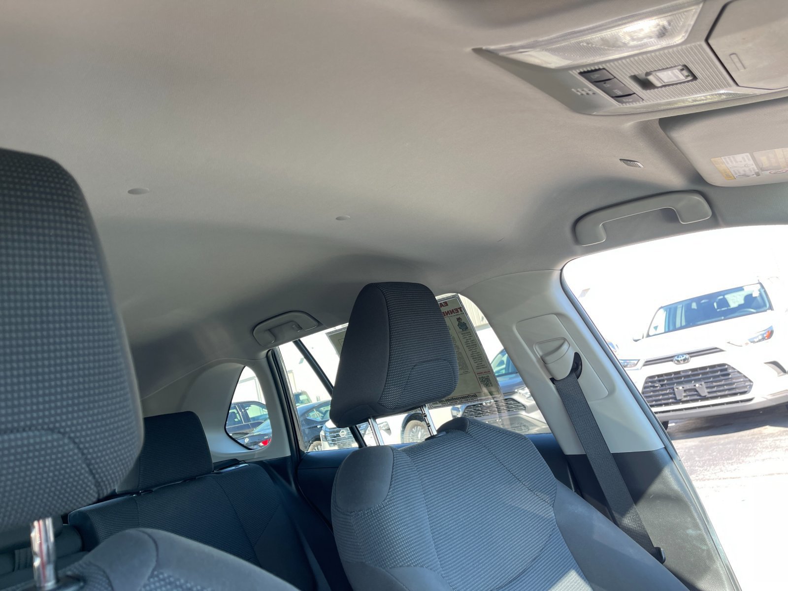 Used 2025 Toyota RAV4 LE AWD/4WD image 20