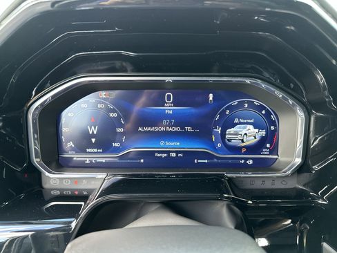 Used 2025 Chevrolet Silverado 1500 RST w/ Dark Appearance Package image 10