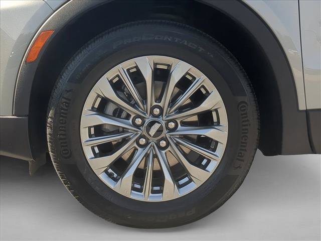 Used 2025 Cadillac XT4 Premium Luxury FWD image 23