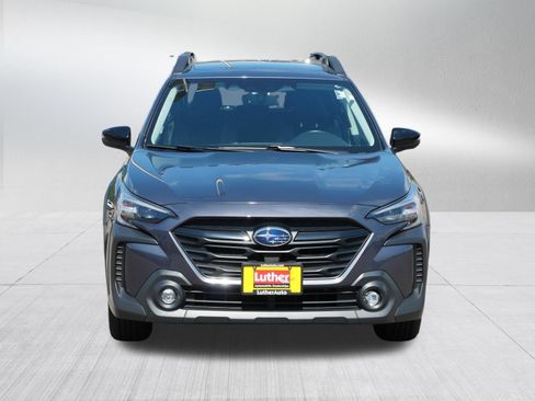 Used 2023 Subaru Outback Onyx Edition AWD/4WD image 2
