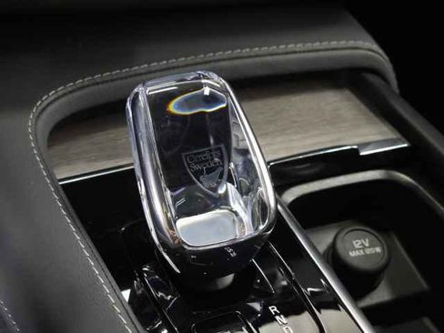 Used 2024 Volvo XC90 T8 Ultimate w/ Protection Package Premier image 39